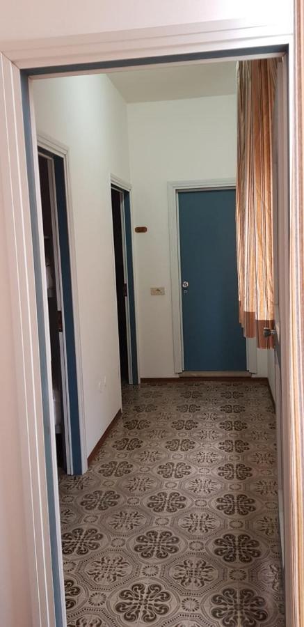 Hotel Enrica แชร์เวีย ภายนอก รูปภาพ